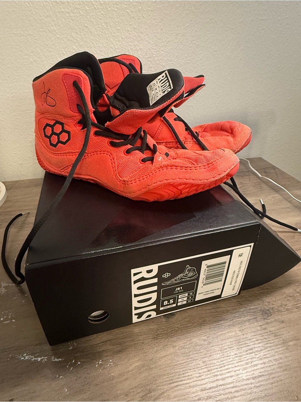 Rudis Kids High-Top Wrestling Sneakers in Bright Red